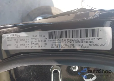 2015 Ram 1500 Big Horn z USA, uszkodzony, nr VIN 1C6RR7LT7FS710576